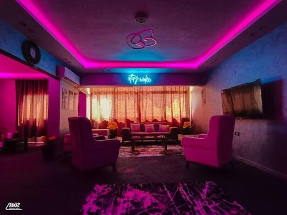 Apartment ترى النيل المعادى رقم 20 *